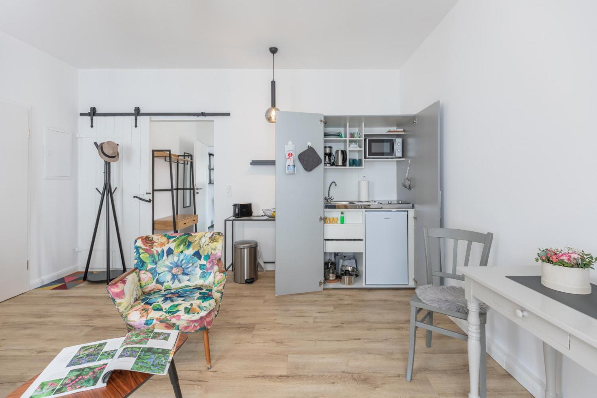Buchenheinrich Berthas Groeoen Stuuv Apartment Garding Bagian luar foto